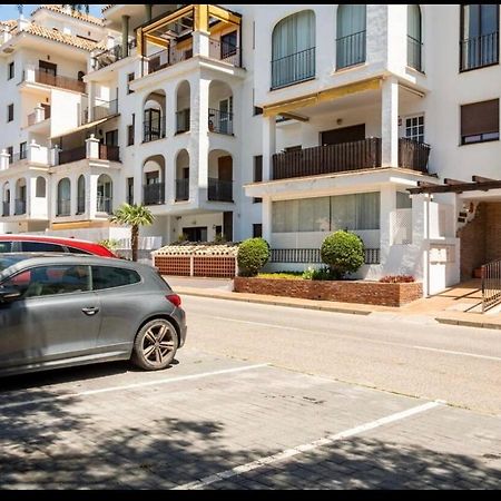Personal Y Coqueto En Primerisima Linea De Playa, En La Costa Del Sol. Puerto De La Duquesa Кастильо-де-Сабинильяс Экстерьер фото